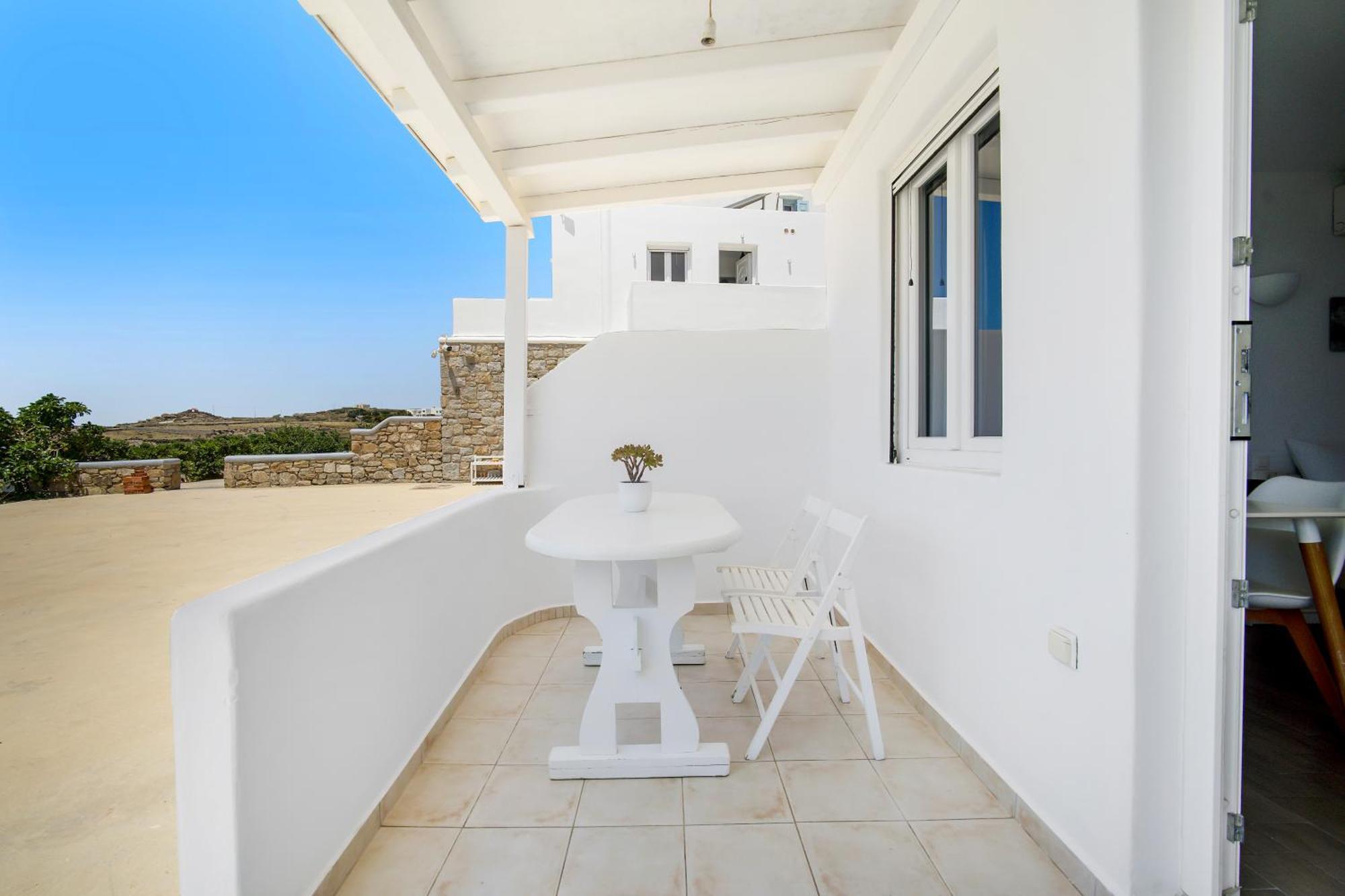 Apartment Oniropetra Mykonos Plintri